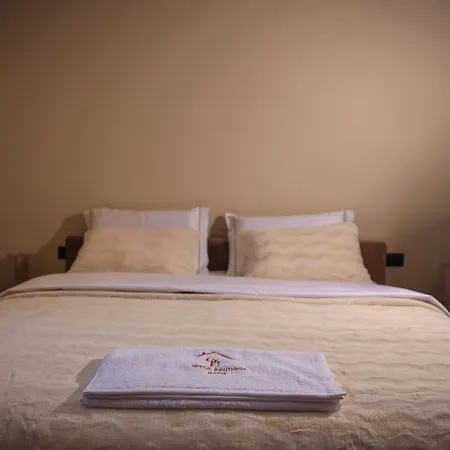 Greco Boutique * شكودر